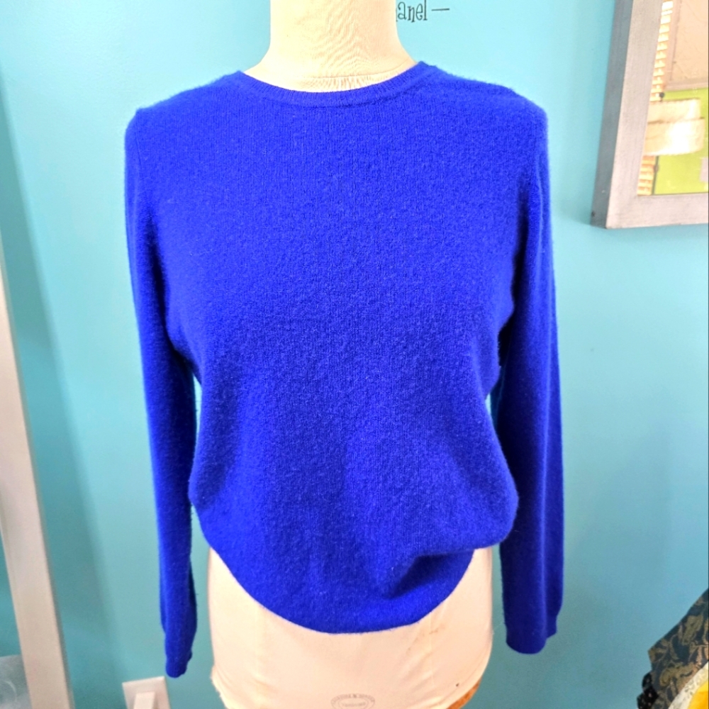 Charter Club Vibrant Blue Crew Neck Cashmere Sweater